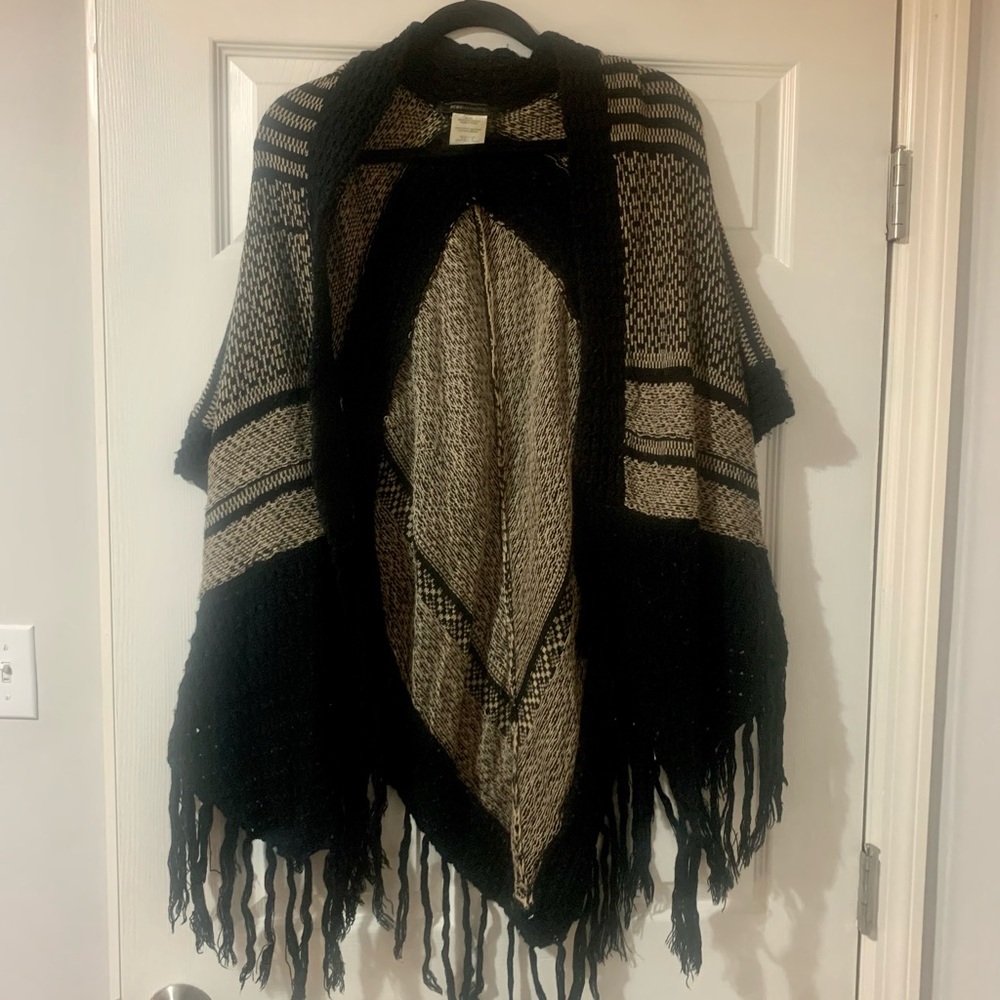 BCBG Shawl